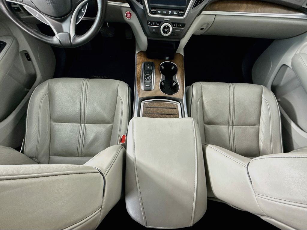 Thumbnail: 2019 Acura MDX - 16