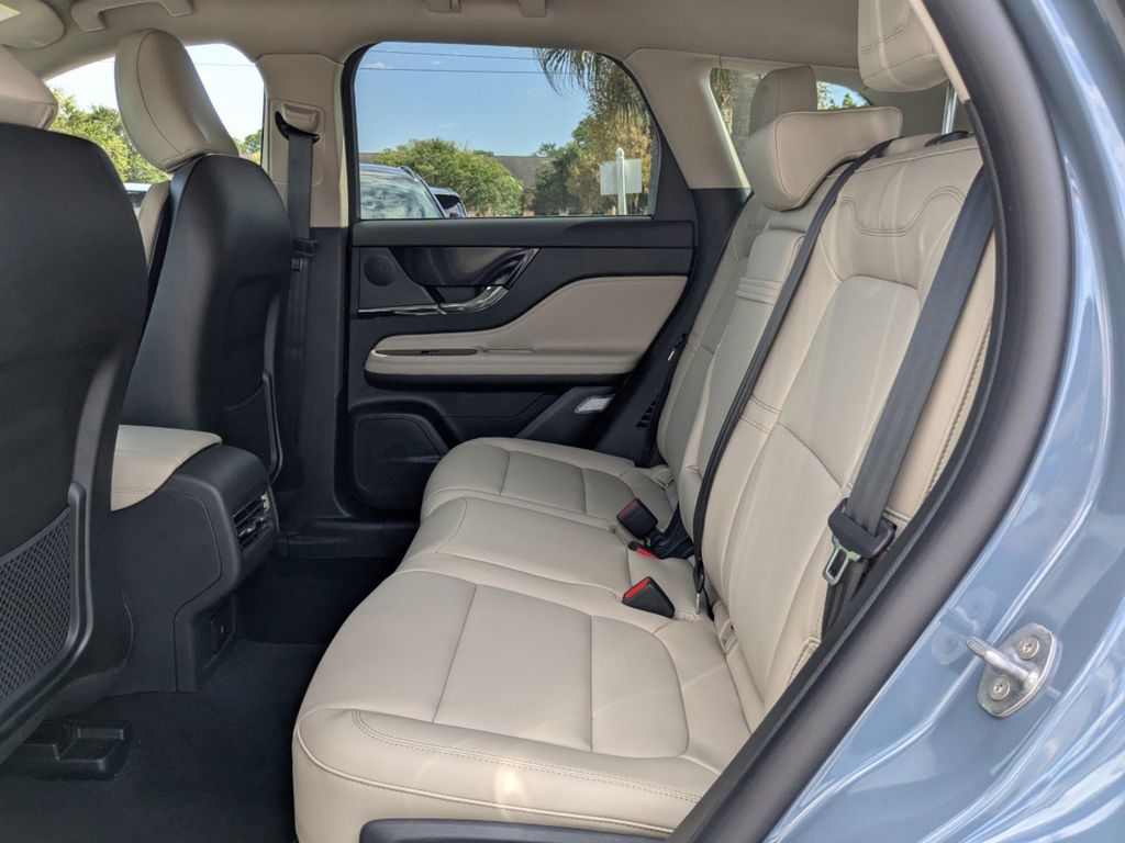 2025 Lincoln Corsair Premiere