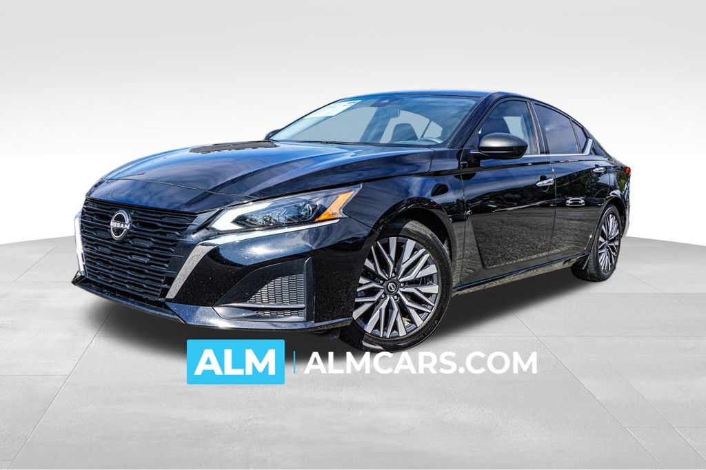 2024 Nissan Altima SV
