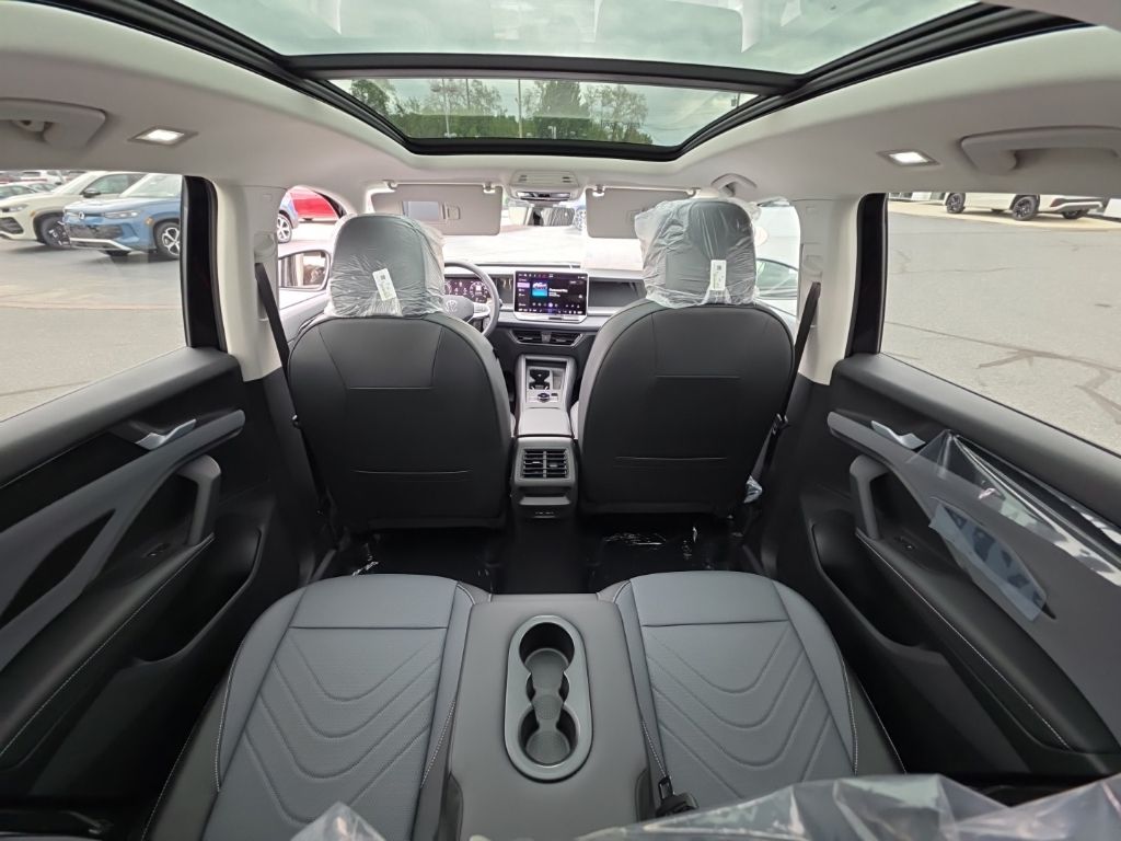 2026 Volkswagen Tiguan 2.0T SE Black at Audi Porsche Sewickley