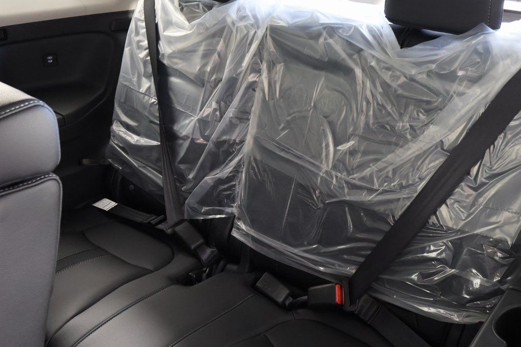 Thumbnail: 2026 Honda Pilot - 7