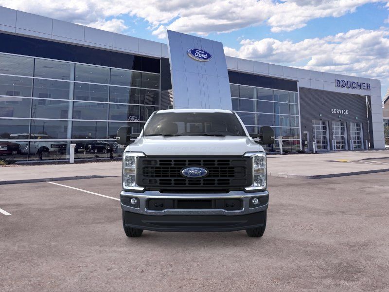New 2026 Oxford White Ford XL image 6
