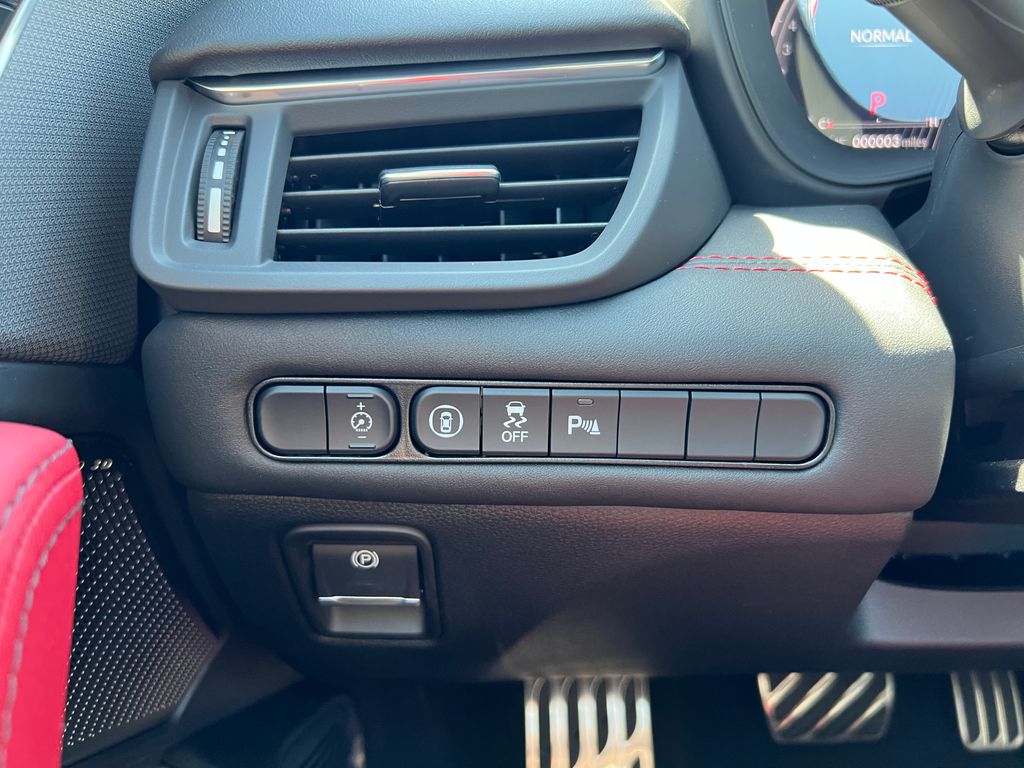 Thumbnail: 2025 Acura TLX - 16