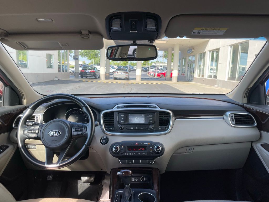 Thumbnail: 2016 Kia Sorento - 5