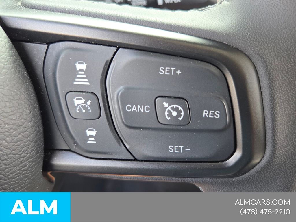 Used 2025 White Jeep Sport S image 25