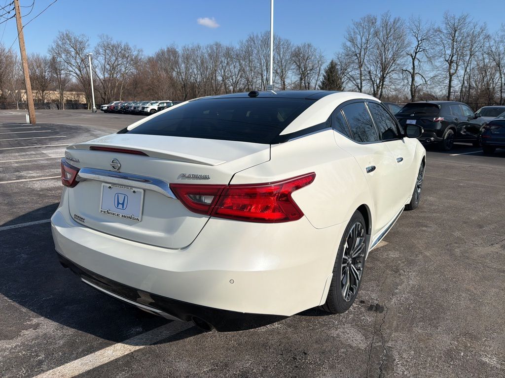 Thumbnail: 2017 Nissan Maxima - 5