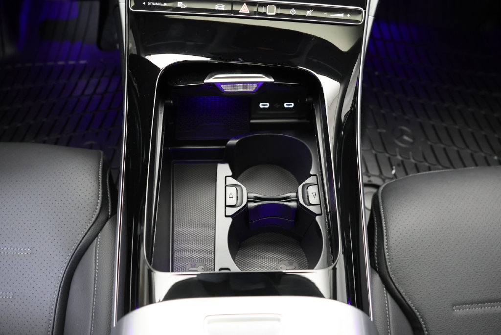 Thumbnail: 2026 Mercedes-Benz C-Class - 28