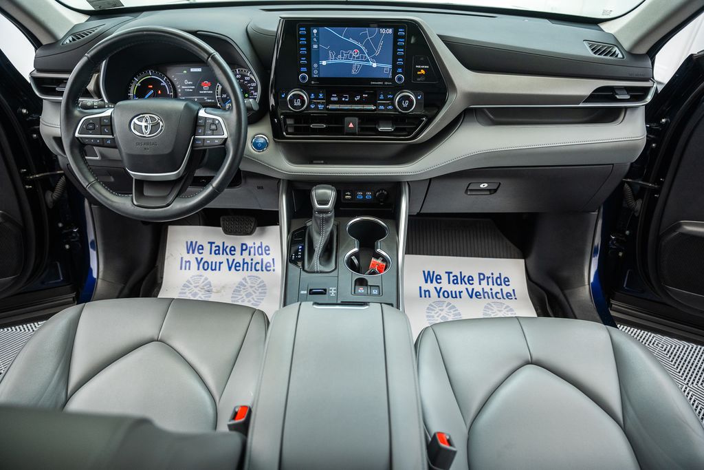 ToyotaHighlander Hybrid22