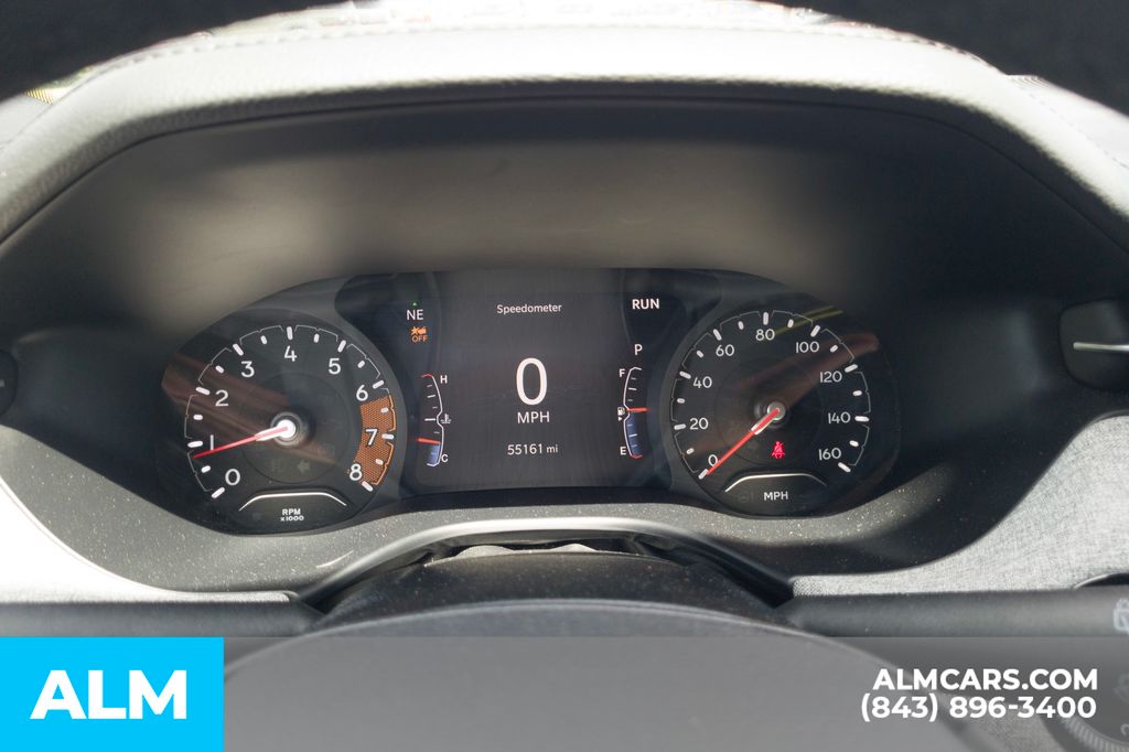 Used 2024 Blue Jeep Latitude image 30