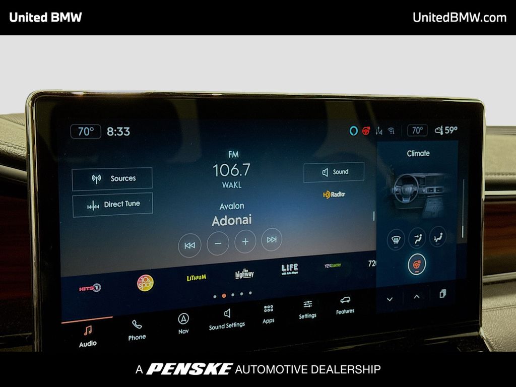 Thumbnail: 2024 Lincoln Navigator - 8