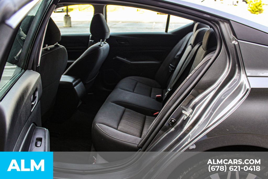 Used 2025 Gray Nissan 2.5 SV image 18
