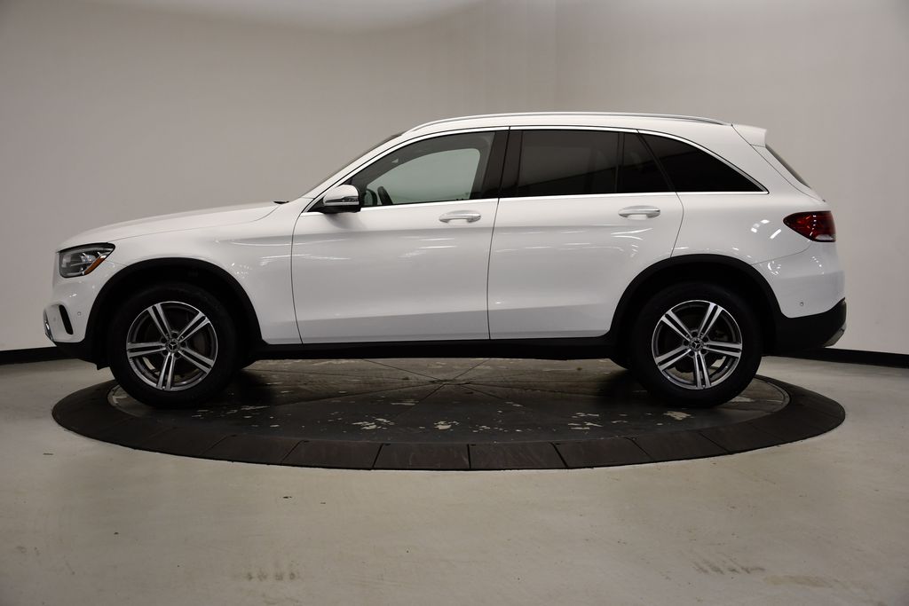 2021 Mercedes-Benz GLC 300 2