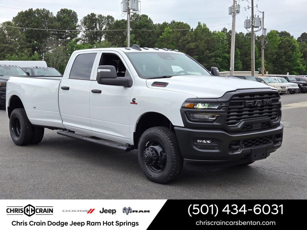 Bright White Clearcoat 2026 RAM 3500 Pickup Truck Four-Wheel Drive 8-Speed Automatic