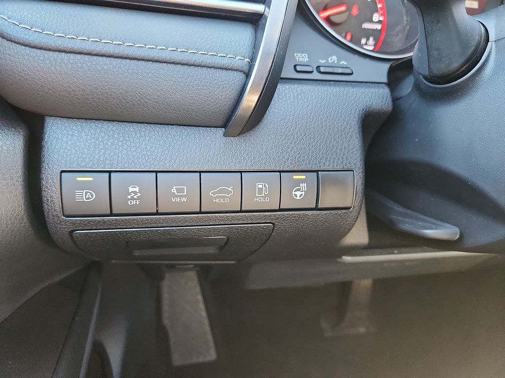 Thumbnail: 2023 Toyota Camry - 30