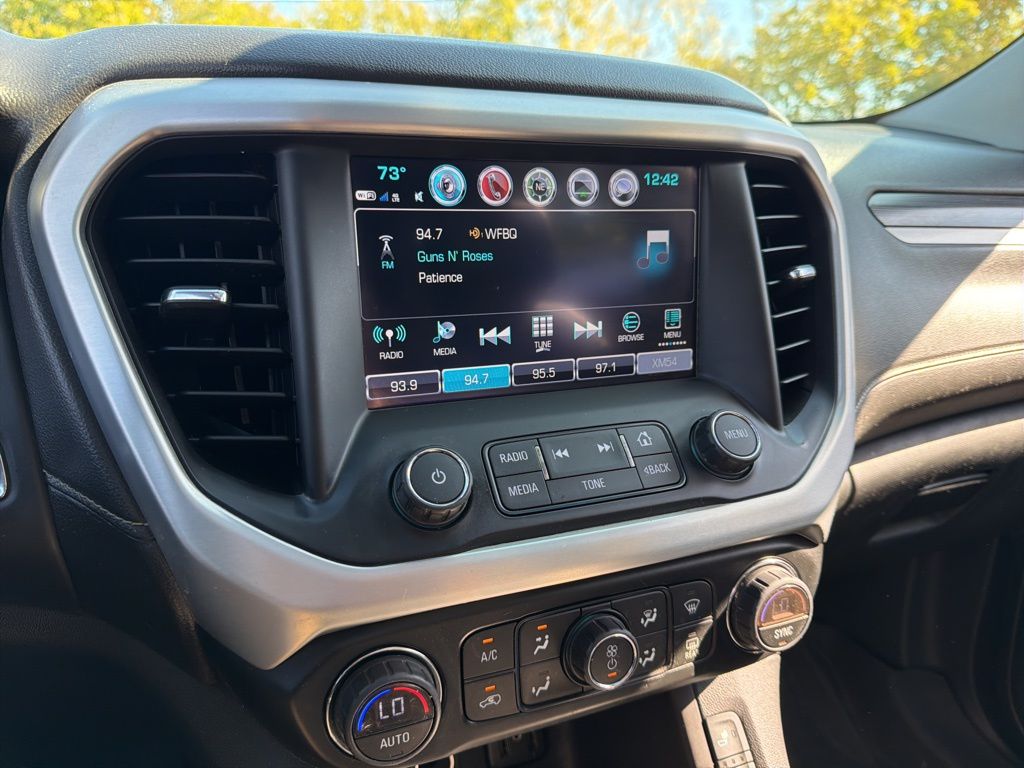 Thumbnail: 2017 GMC Acadia - 30