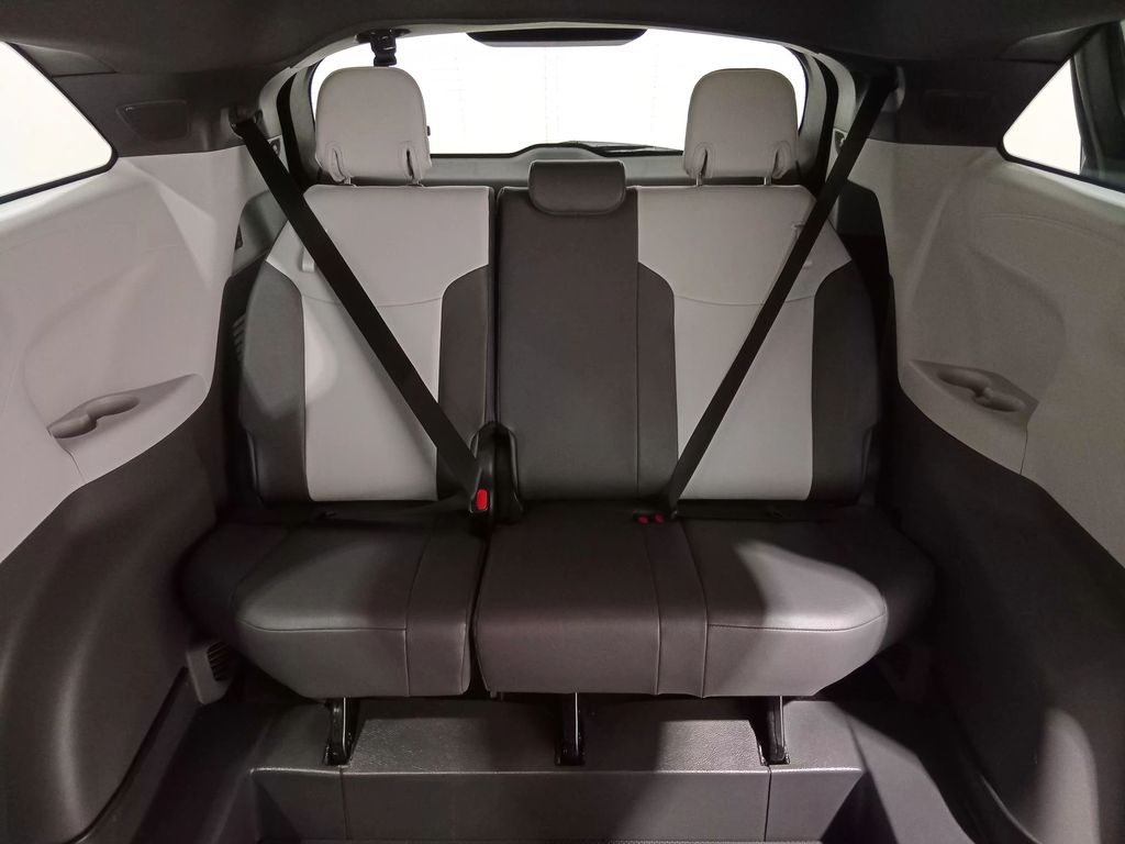 2023 Toyota Sienna XSE