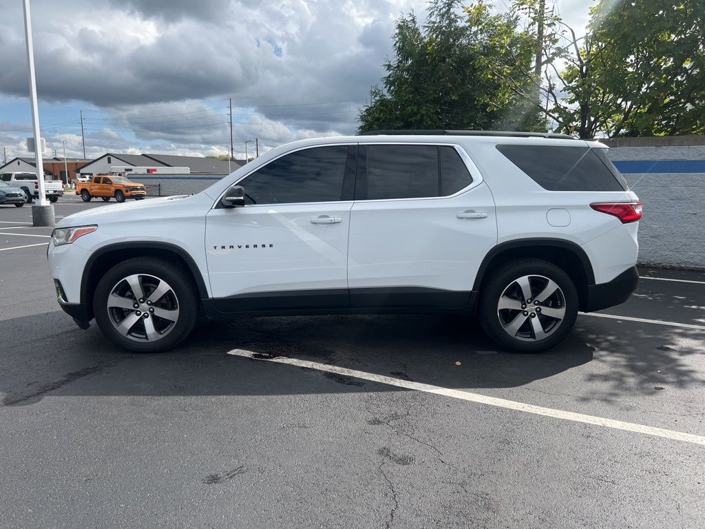 Thumbnail: 2019 Chevrolet Traverse - 2