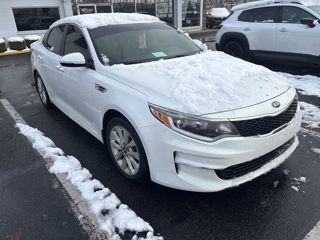 Snow White Pearl 2018 Kia Optima LX Sedan Front-Wheel Drive 6-Speed Automatic