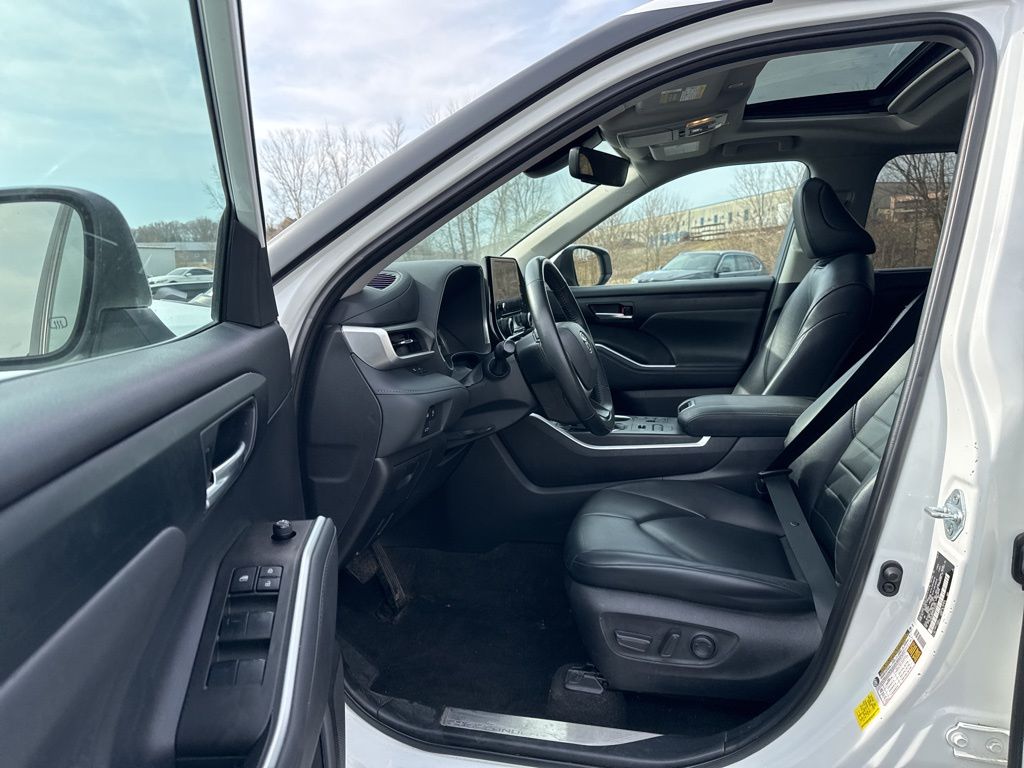 2023 Toyota Highlander