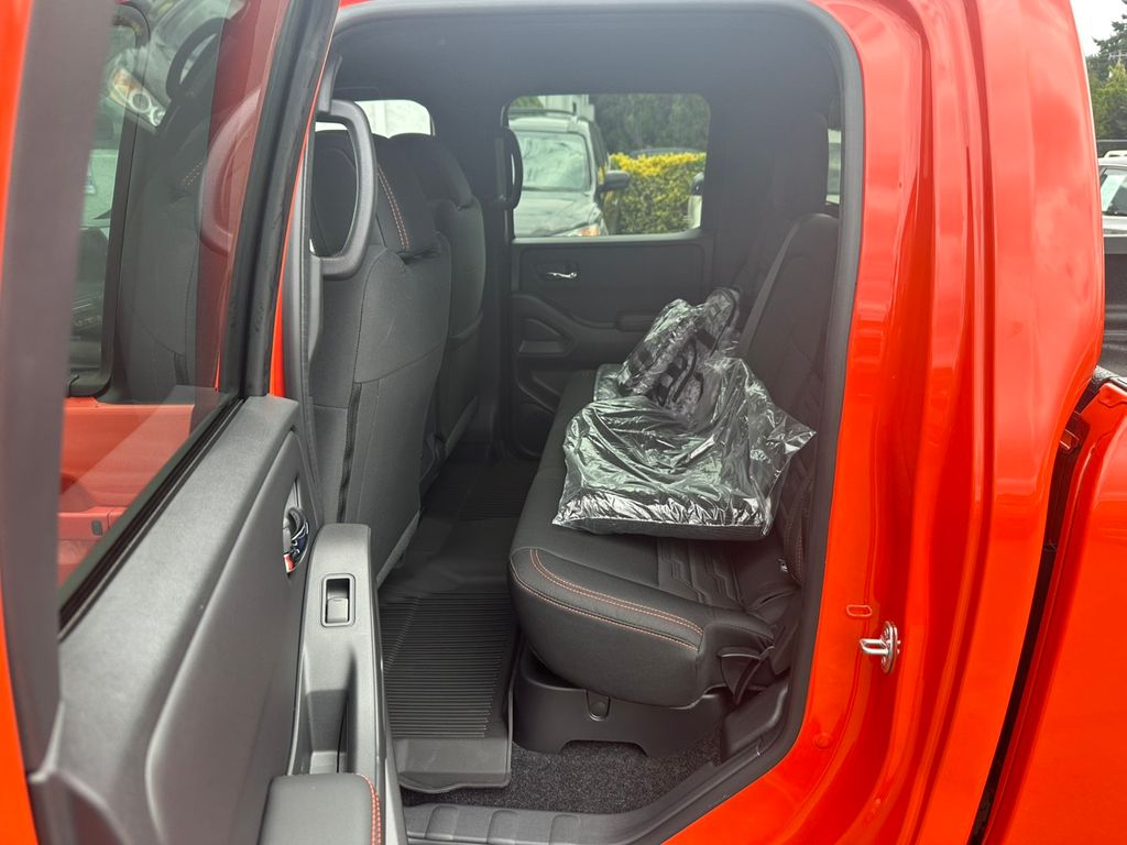 2025 Nissan Frontier PRO-4X