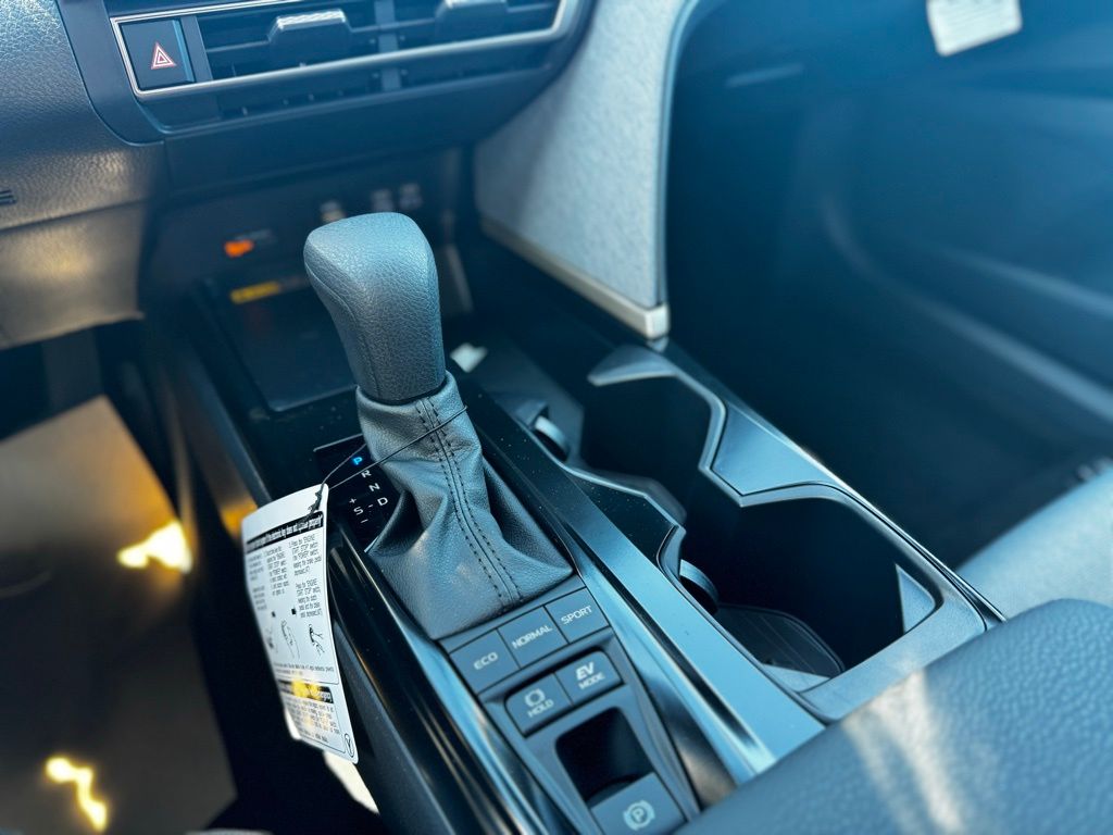 2026 Toyota Camry LE photo 16