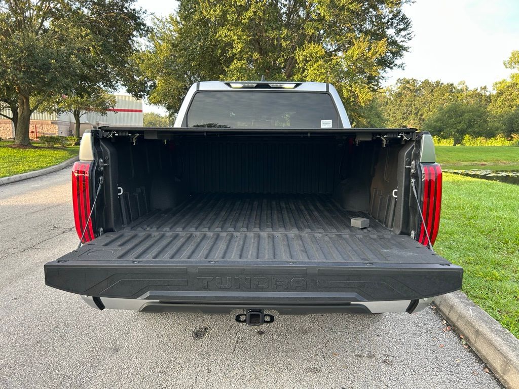Thumbnail: 2024 Toyota Tundra - 10