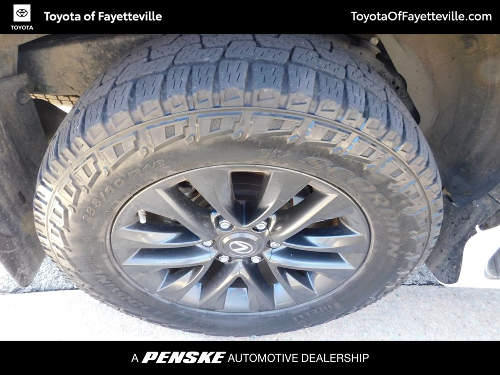 Thumbnail: 2022 Lexus GX - 8