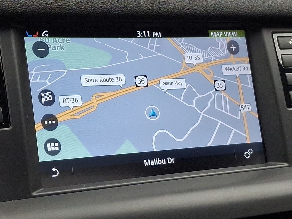 Thumbnail: 2016 Land Rover Discovery Sport - 20