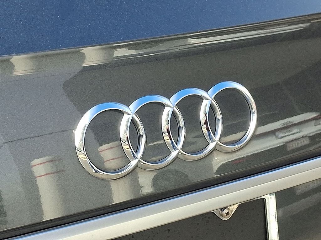 Thumbnail: 2022 Audi Q5 - 31