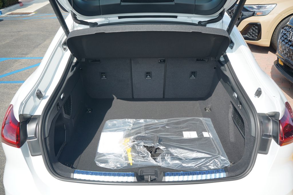 Thumbnail: 2025 Audi A5 - 12