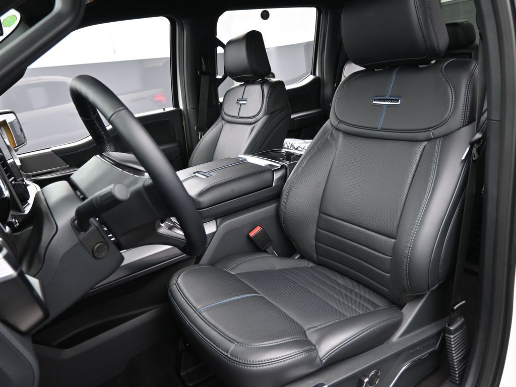 2025 Ford F-150 Platinum photo 20