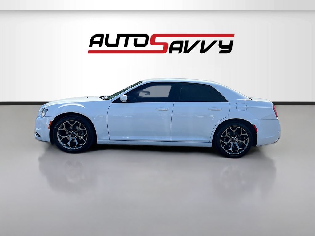 Used 2021 White Chrysler S image 4
