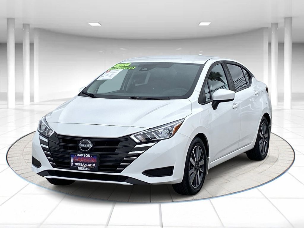 2023 Nissan Versa 1.6 SV