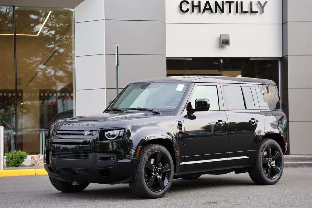 2026 Land Rover Defender 110 X-Dynamic SE