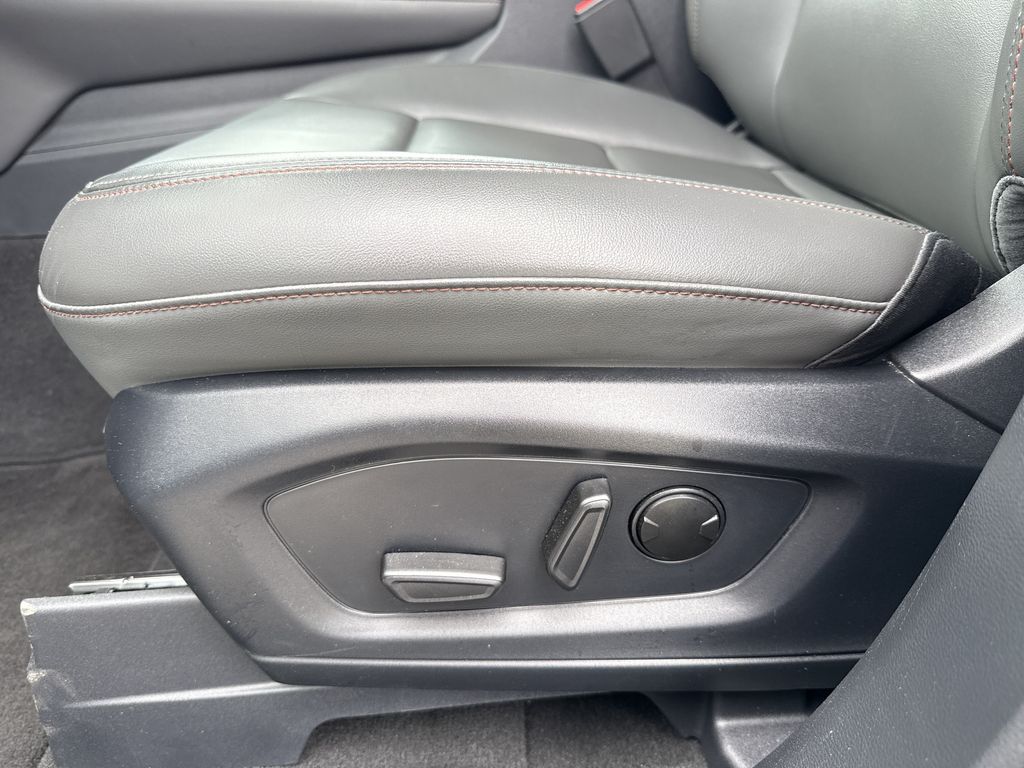 2026 Ford Explorer Active - 11