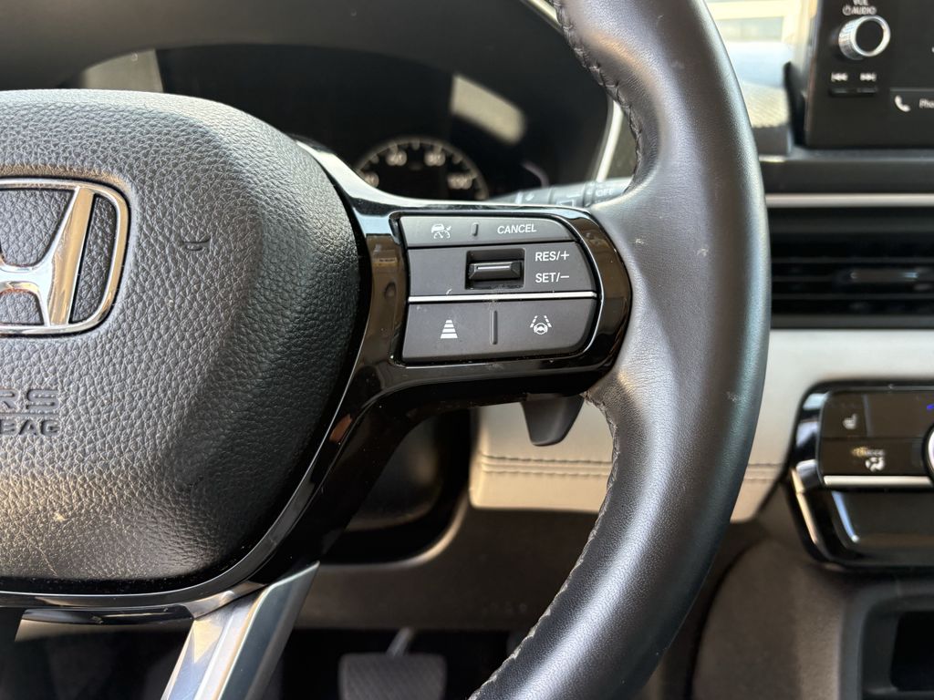 2023 Honda Pilot EX-L Silver at Community Honda