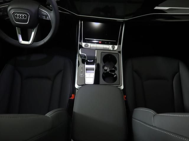 Thumbnail: 2025 Audi Q7 - 15