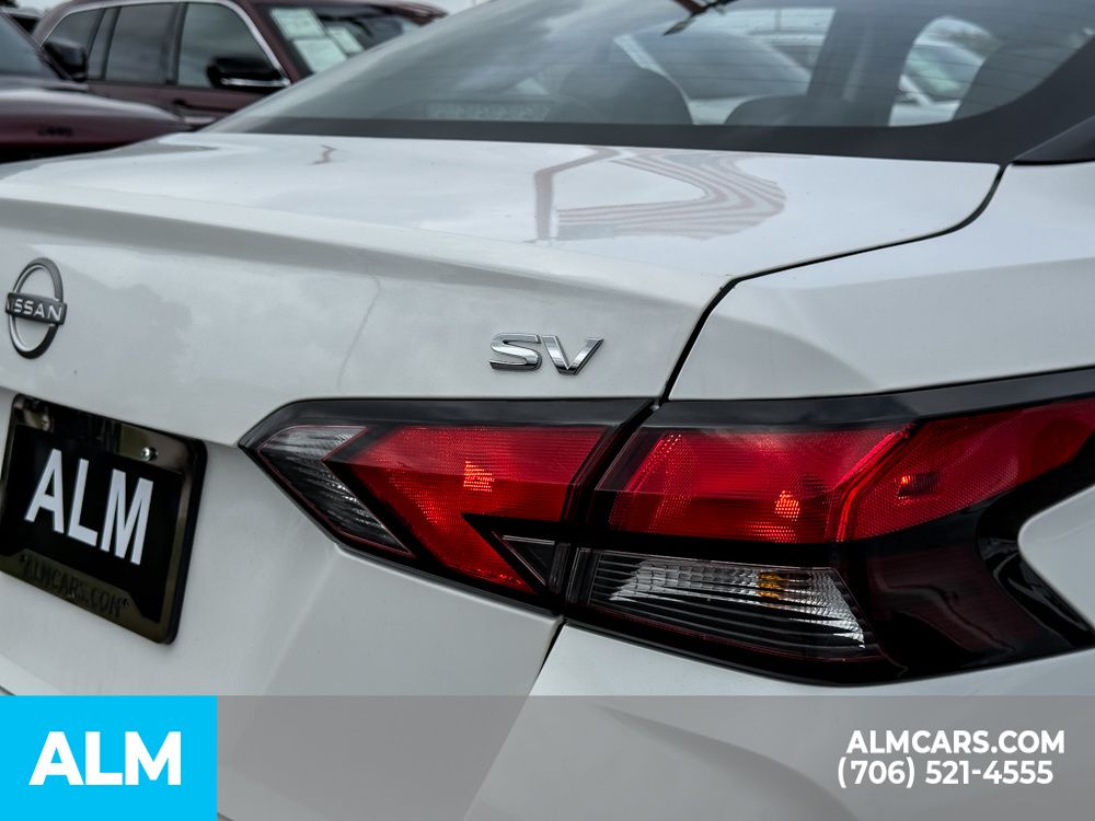 Used 2024 White Nissan 1.6 SV image 8