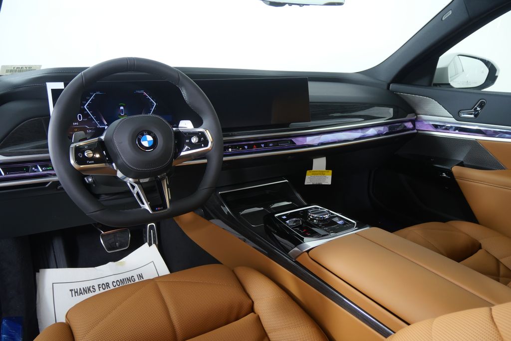 Thumbnail: 2026 BMW 7 Series - 18