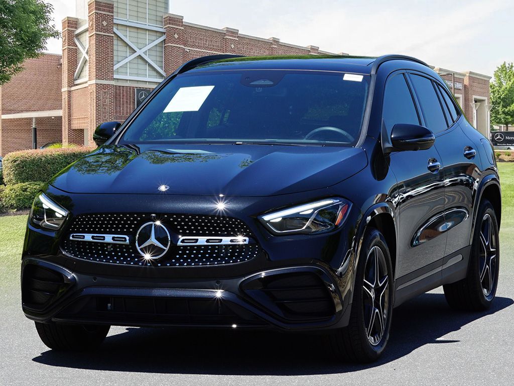 Thumbnail: 2026 Mercedes-Benz GLA - 4