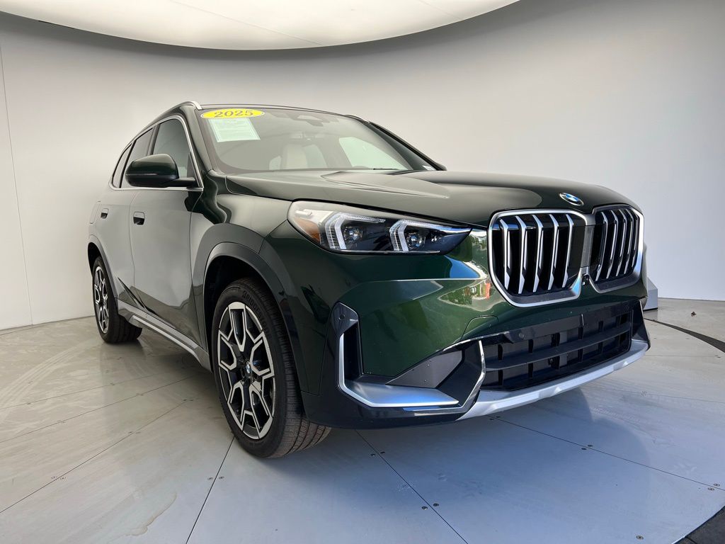 Thumbnail: 2025 BMW X1 - 2