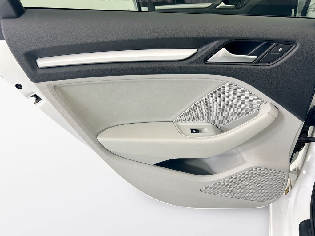 Thumbnail: 2015 Audi A3 - 23