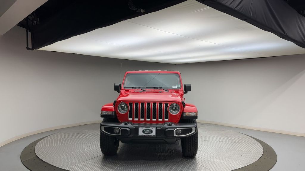 2022 Jeep Wrangler Unlimited Sahara 3