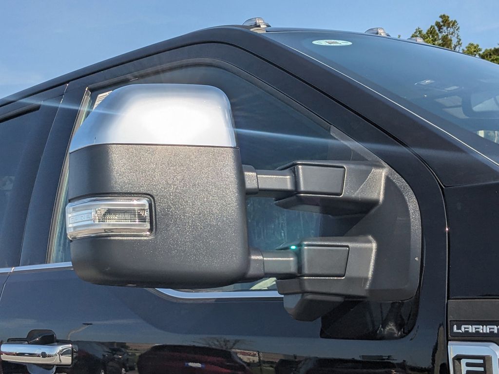 2025 Ford F-250 Super Duty Lariat
