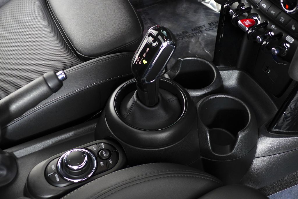 Thumbnail: 2023 MINI Cooper - 16