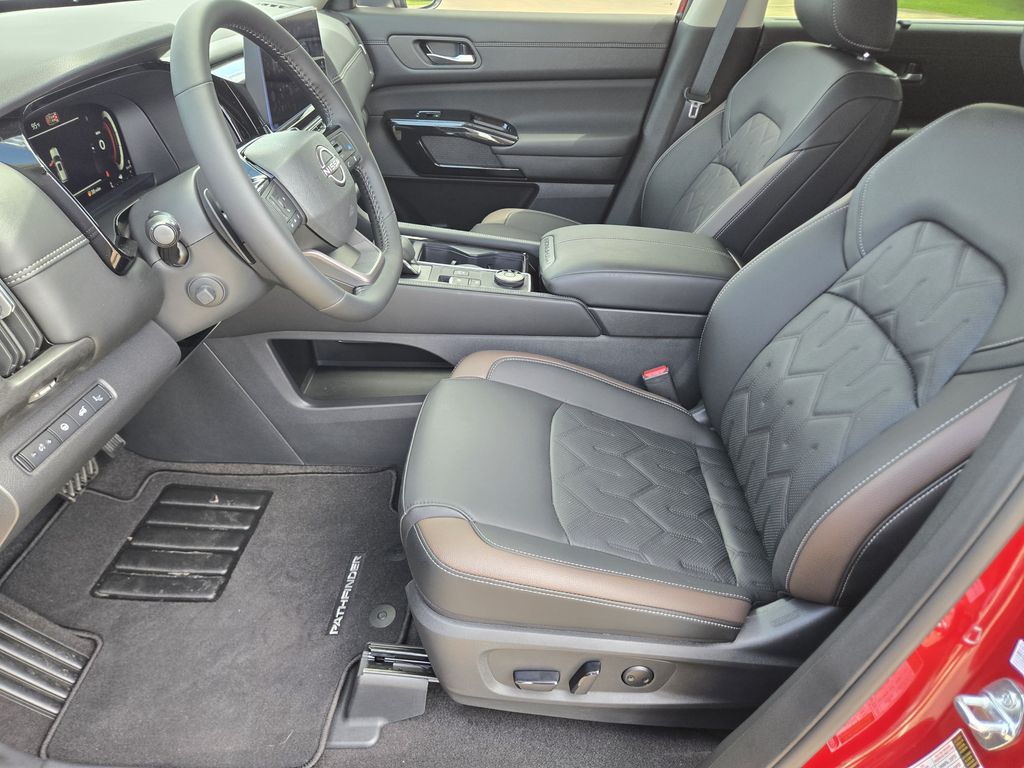 2026 Nissan Pathfinder Platinum - 7
