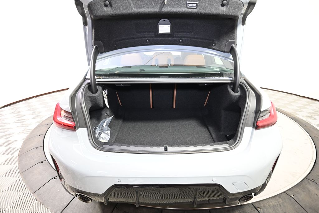 Thumbnail: 2025 BMW 3 Series - 10