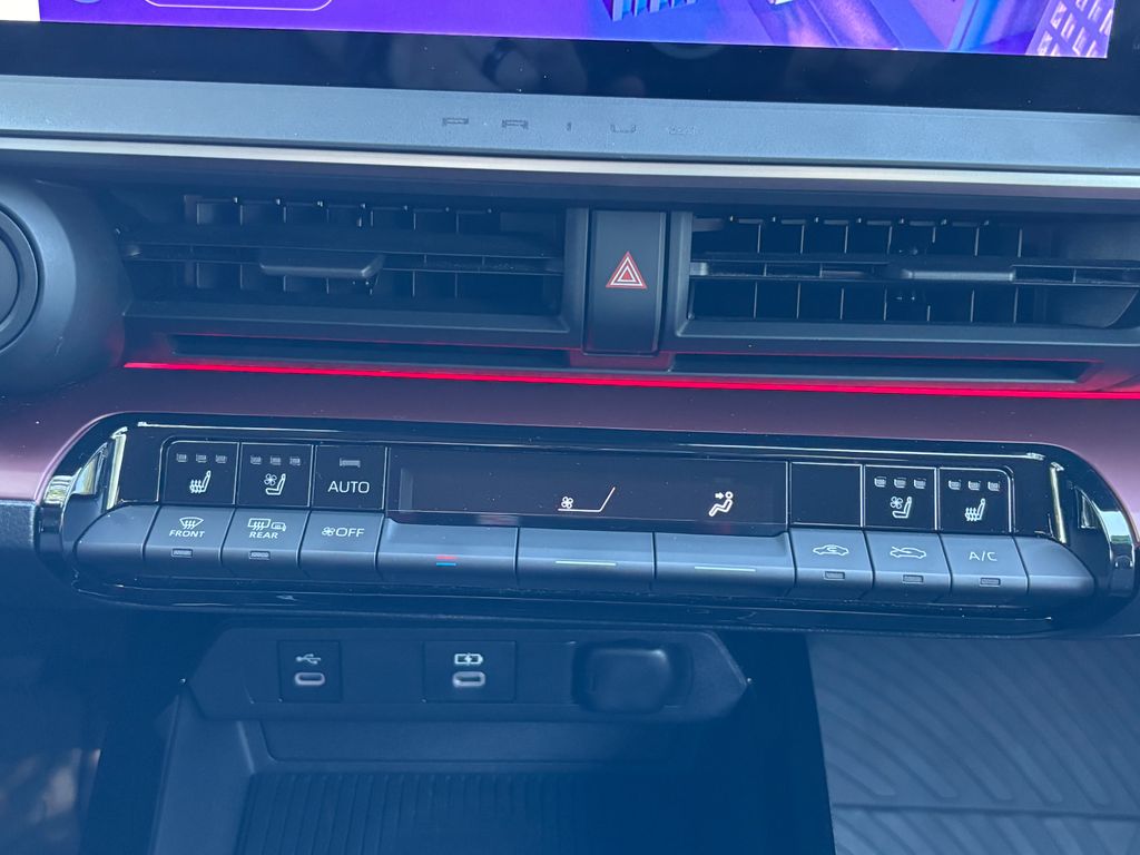 Thumbnail: 2023 Toyota Prius Prime - 15