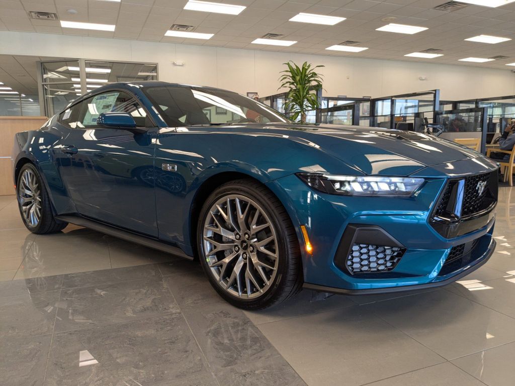 2026 Ford Mustang GT Premium Fastback RWD