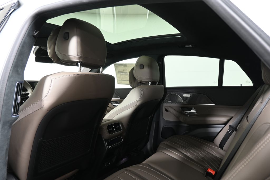 Thumbnail: 2026 Mercedes-Benz GLE - 31